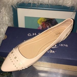 G.H.BASS Flats NWT